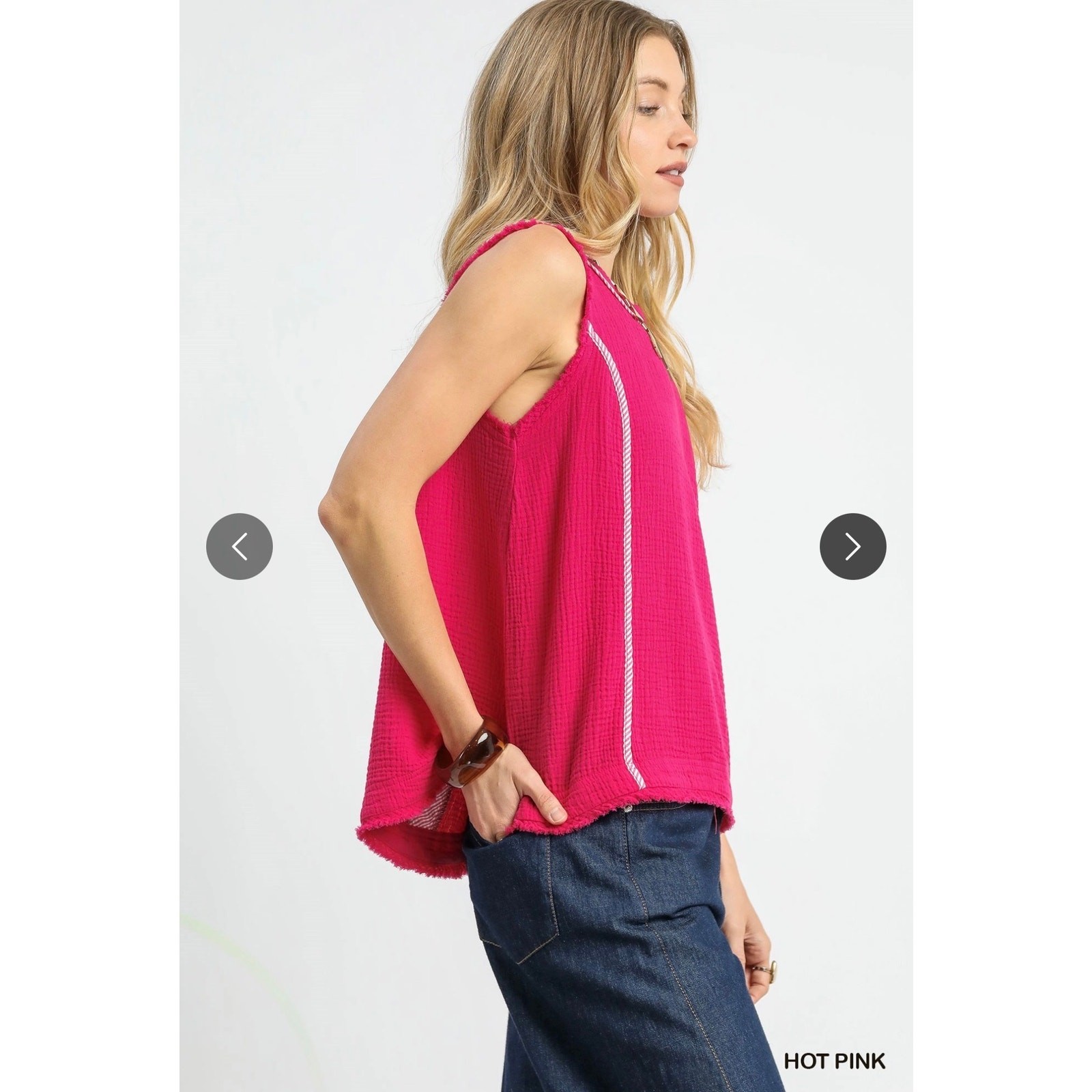 Umgee - Textured Sleeveless Contrast Trim Tops - Small - Image 4