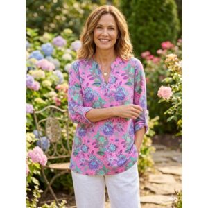 Dear Scarlett - 3/4 Tab Sleeve Lizzy Blouse - Small